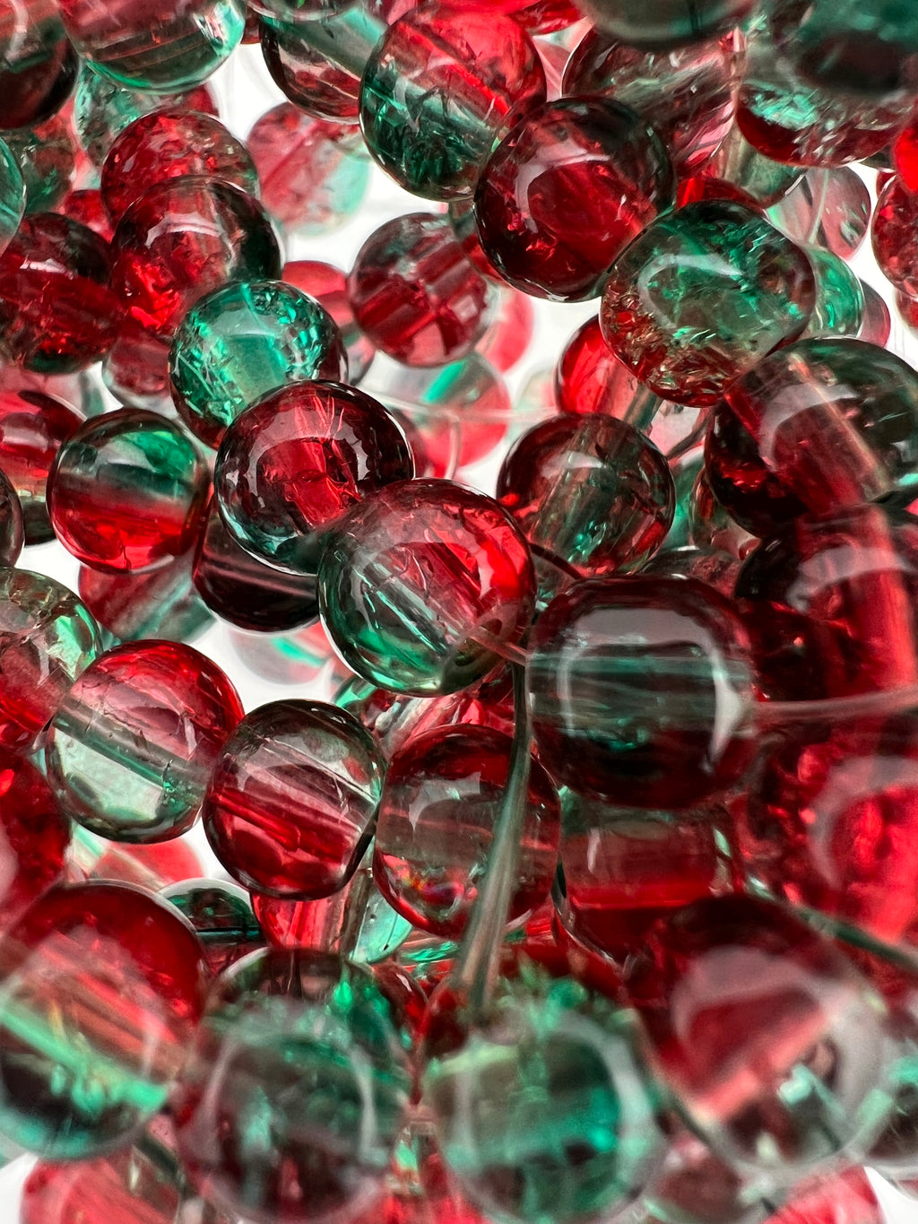 75 6mm Two-Tone Crackle Glass Beads Christmas Cheer