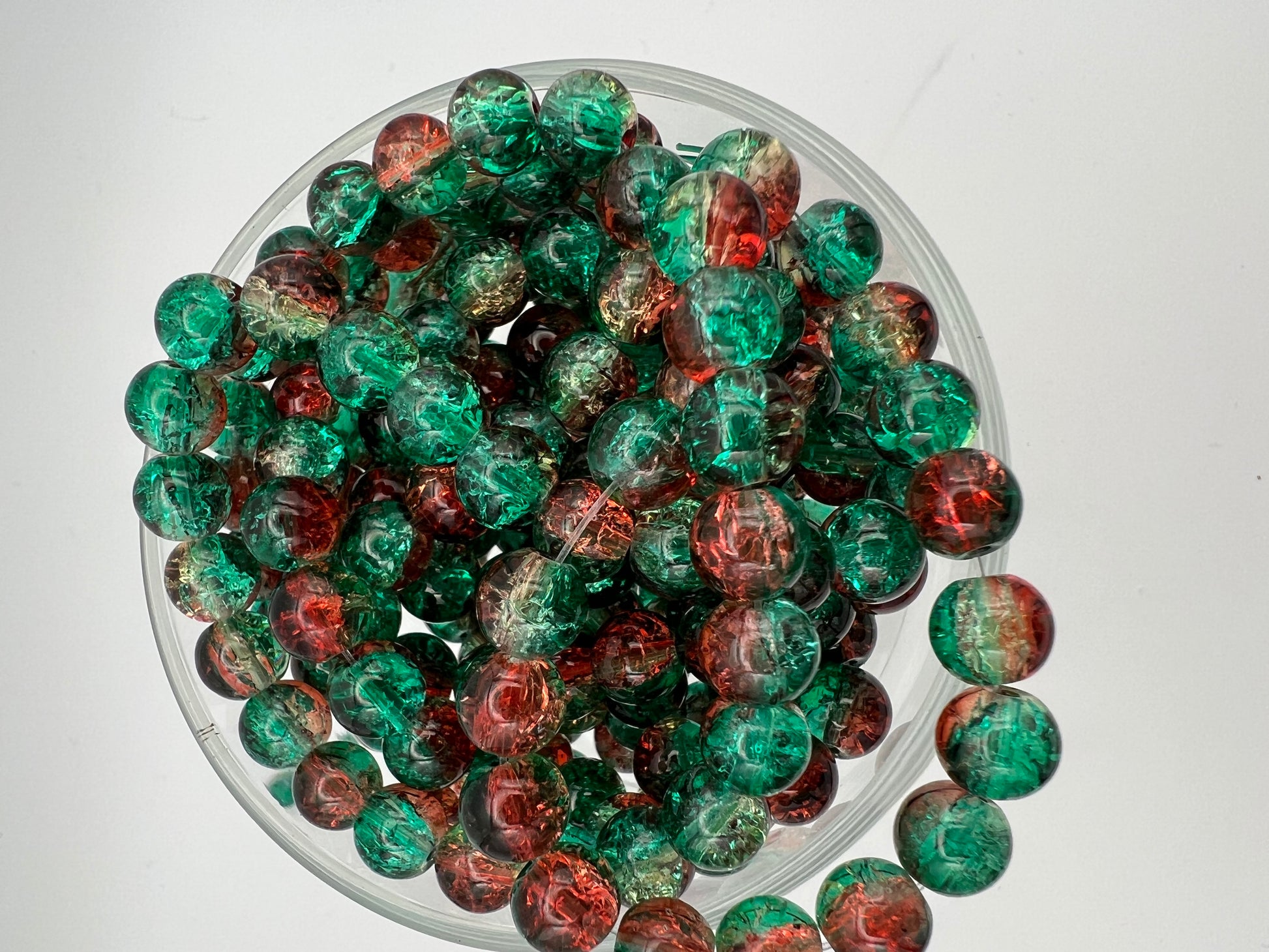50 8mm Two-Tone Crackle Glass Beads Christmas Cheer