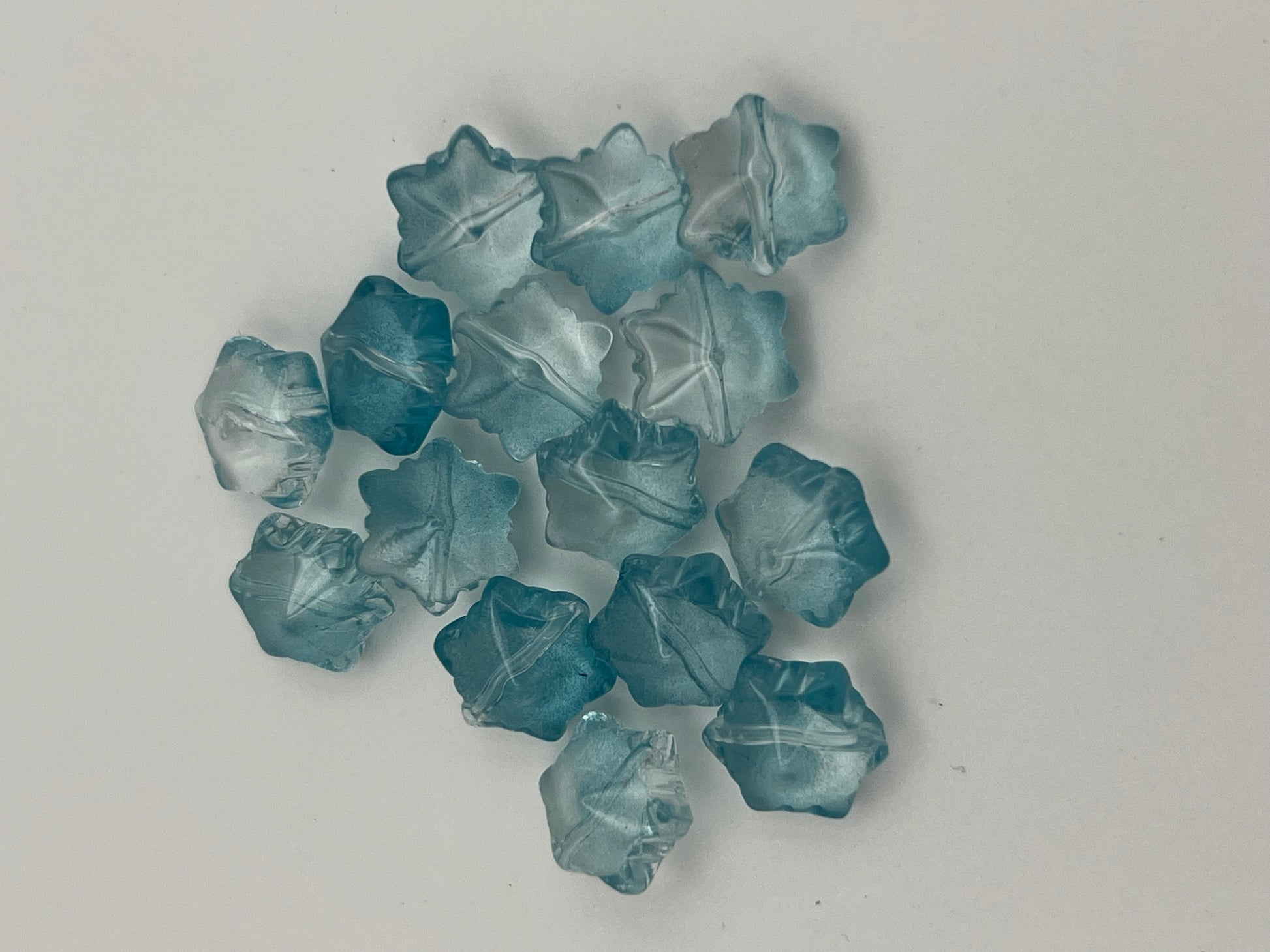 15 Transparent Glass Snowflake Beads Aqua