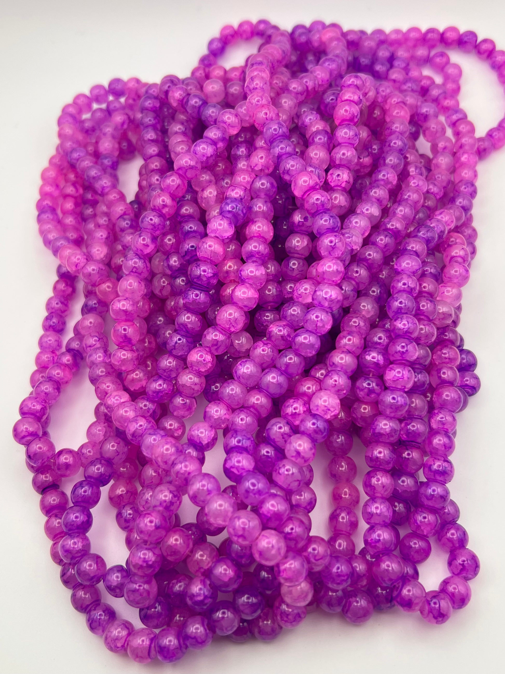 50 8mm Painted Swirl Crackle Glass Beads Medium Orchid