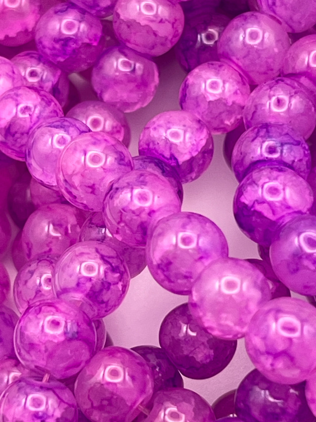 50 8mm Painted Swirl Crackle Glass Beads Medium Orchid