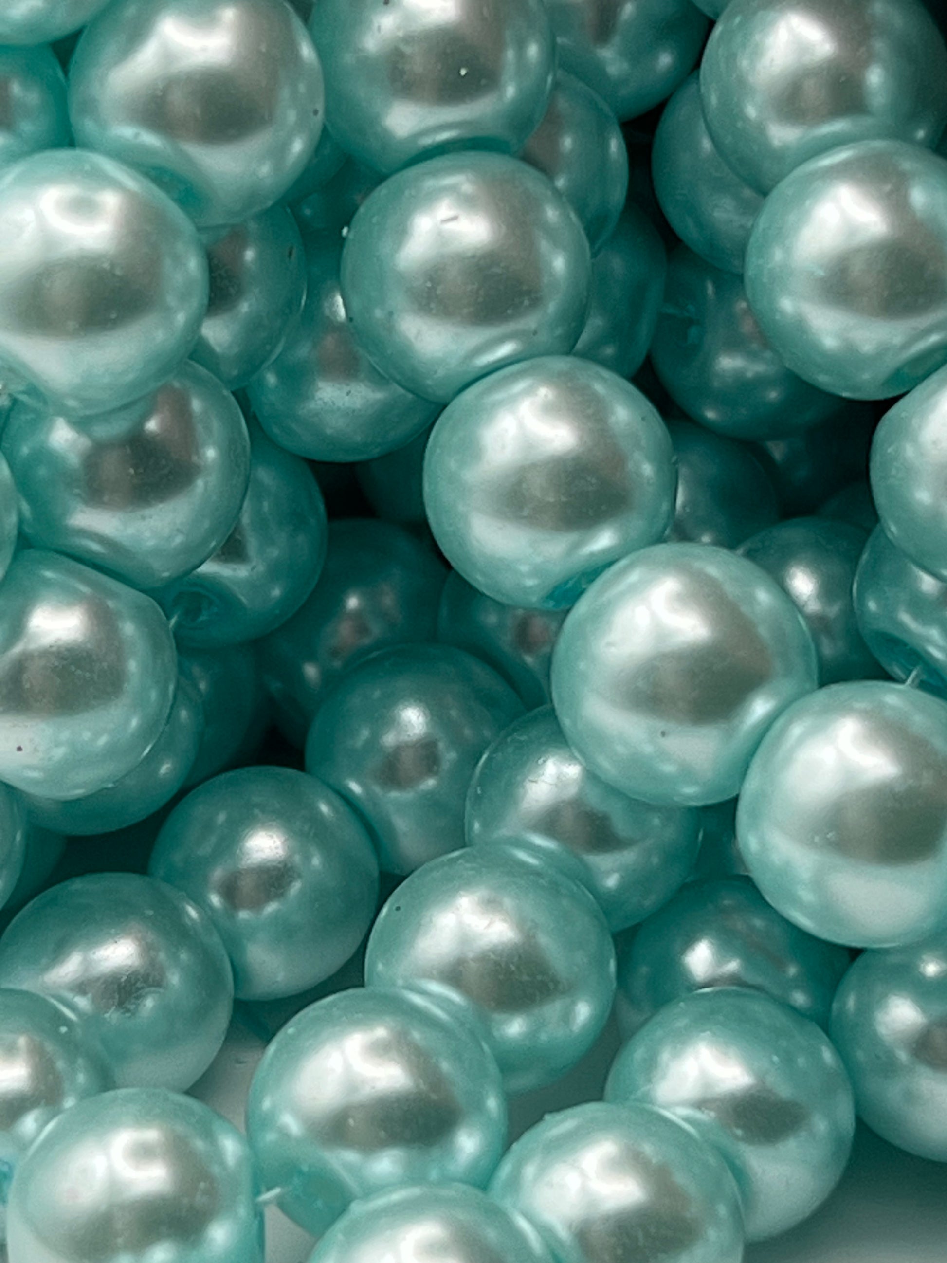 35 10mm Glass Pearl Beads Light Blue