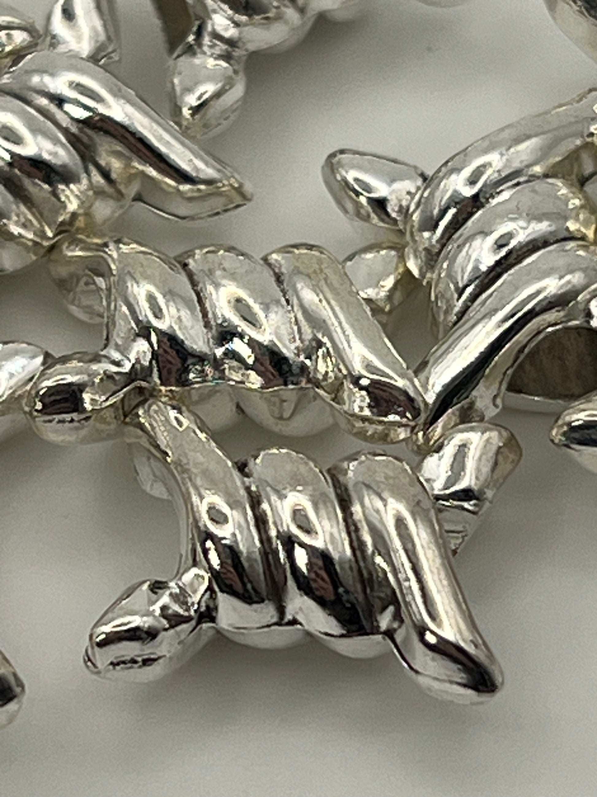 Tibetan style barbed wire European beads in a 10 pack.