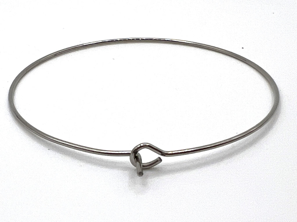 Silver stainless steel wine glass charm rings with a loop closure.