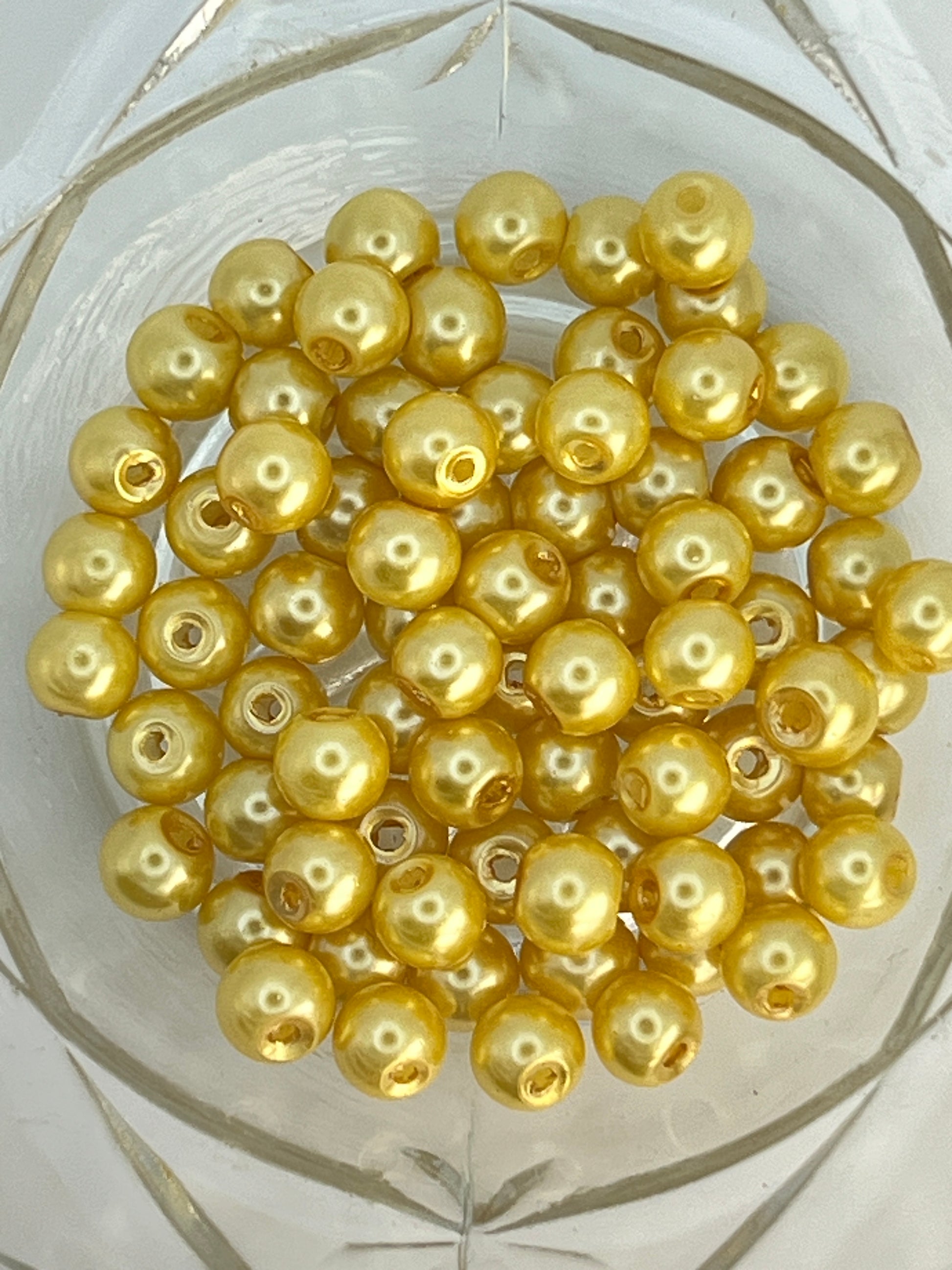 6mm Glass Pearl Beads in Lemon Chiffon - 75 Beads