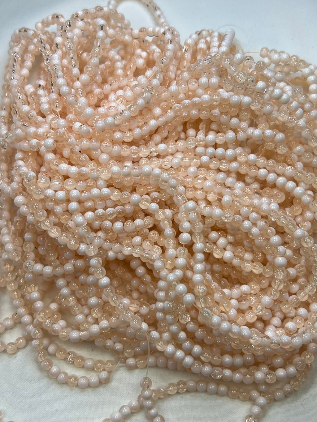 50 4.5mm Two-Tone Crackle Glass Beads Moccasin & White