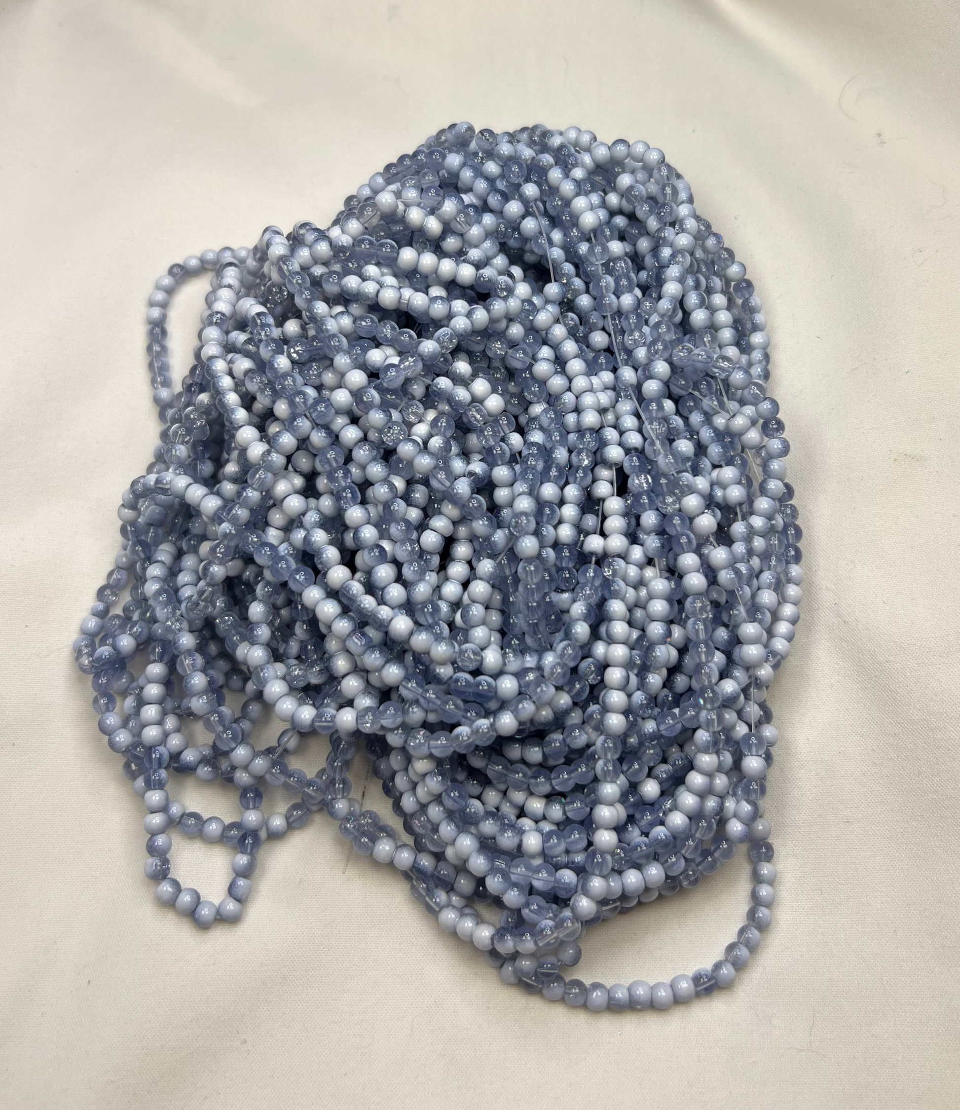 50 4.5mm Two-Tone Crackle Glass Beads Steel Blue & White