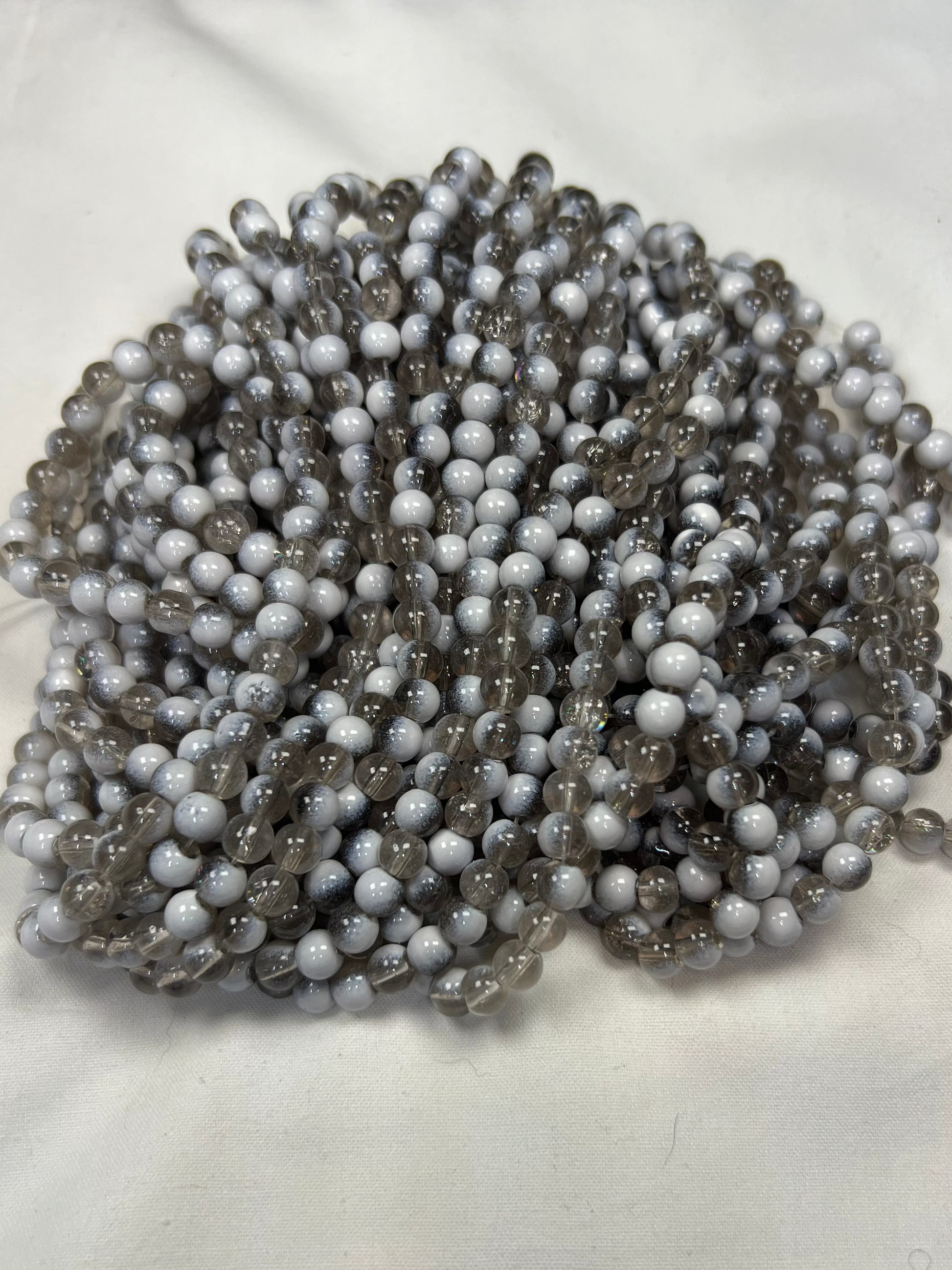 75 6mm Two-Tone Crackle Glass Beads Dark Gray & White