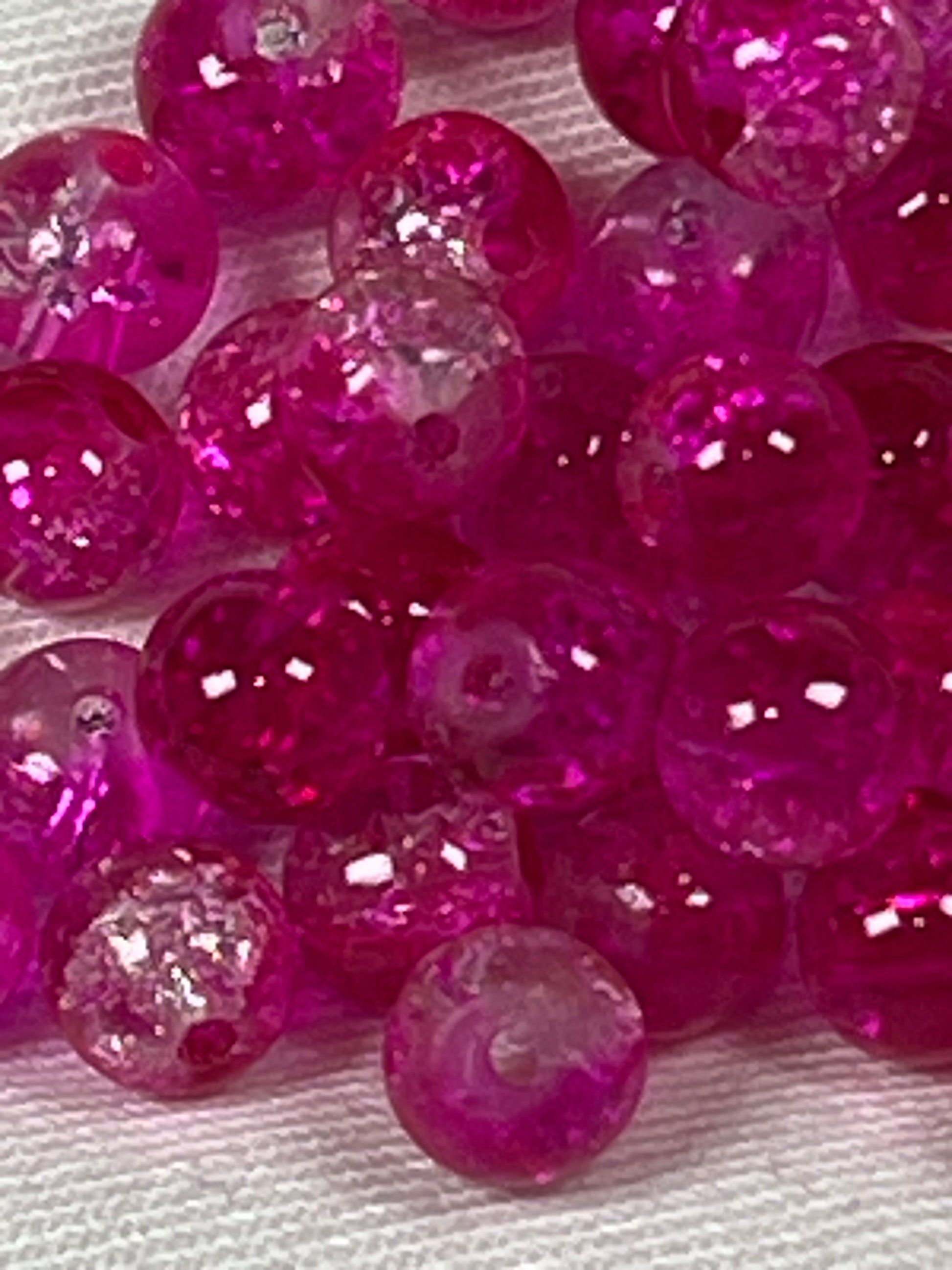 75 6mm Two-Tone Crackle Glass Beads Magenta