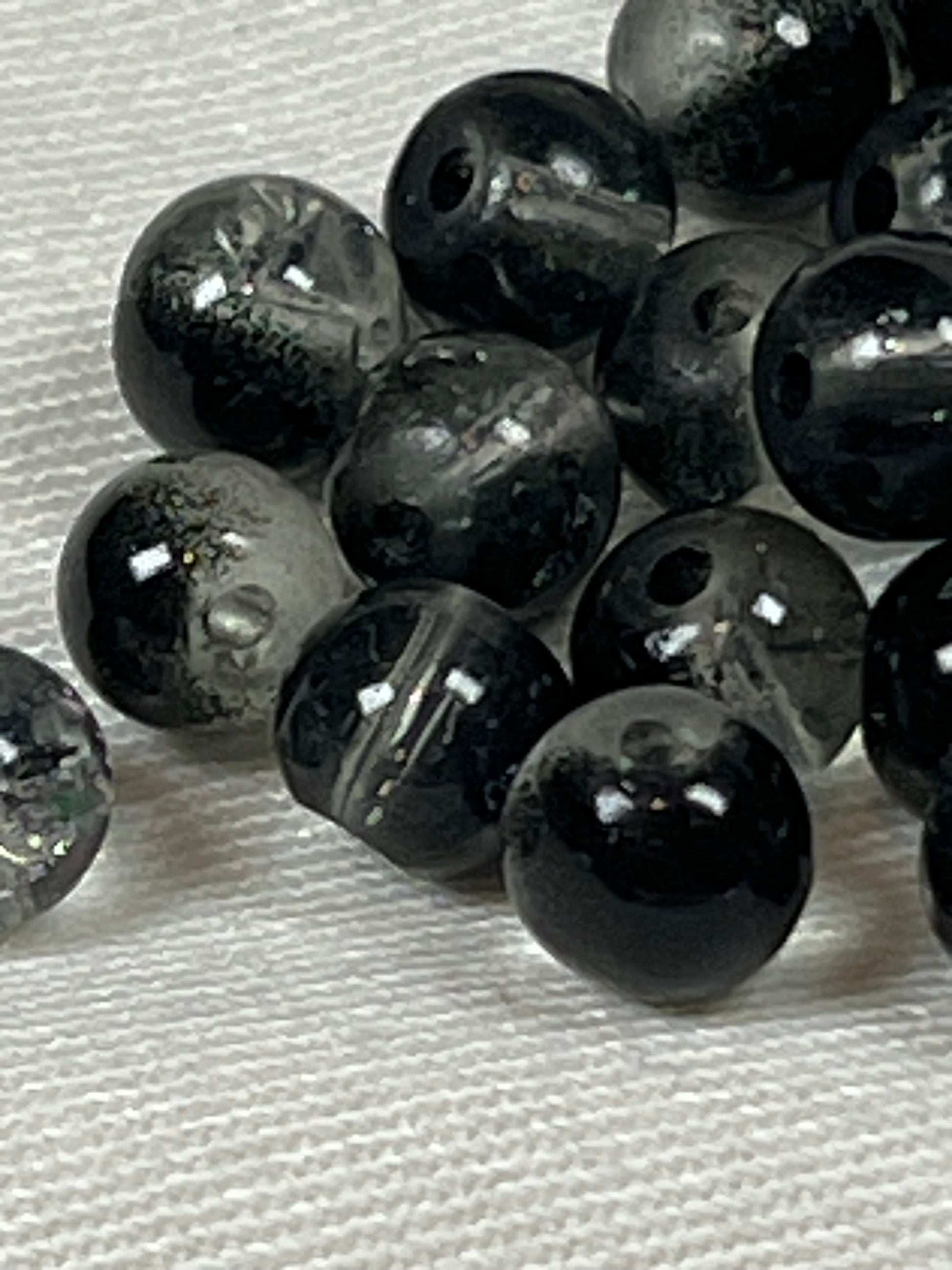 75 6mm Two-Tone Crackle Glass Beads Salt & Pepper