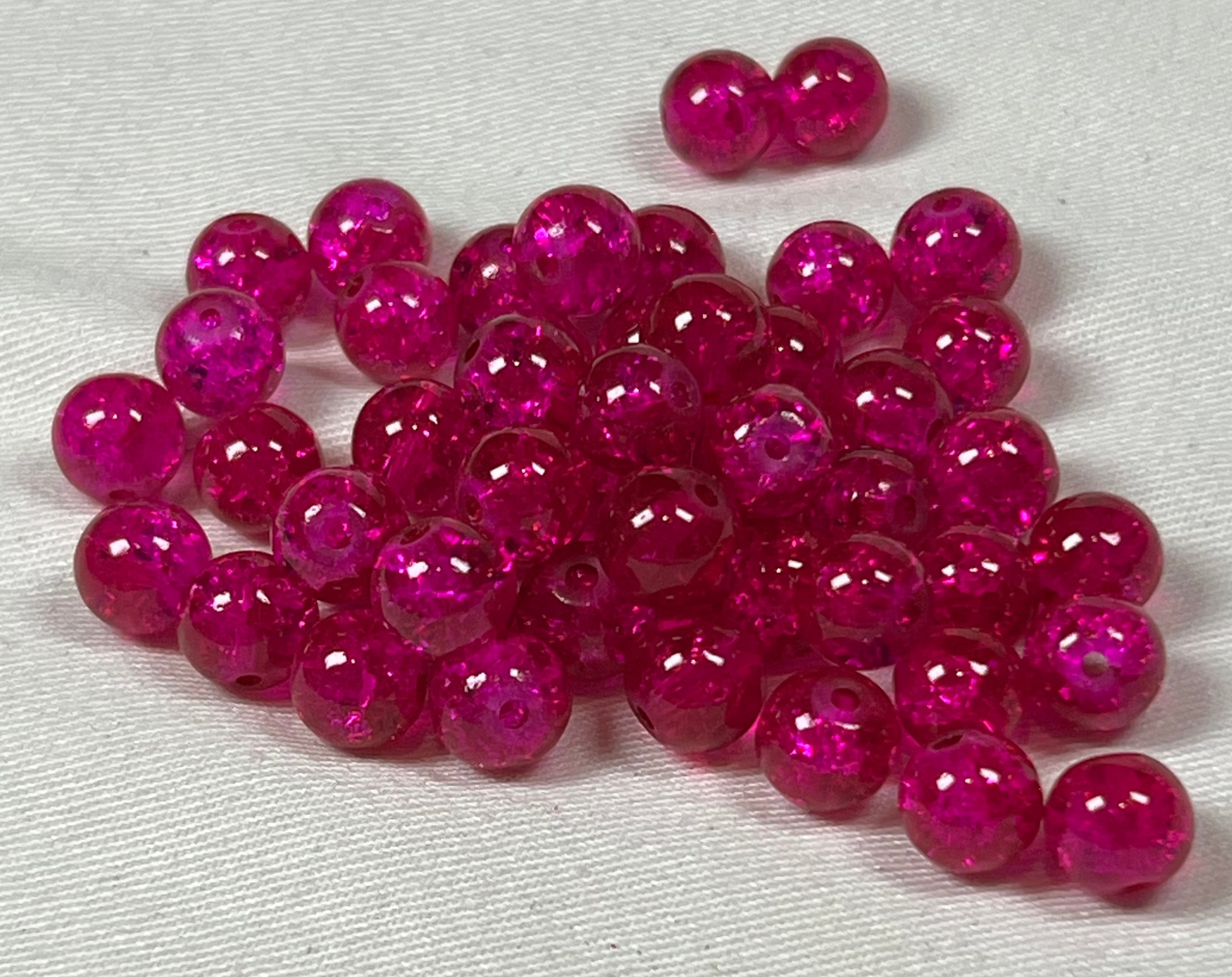 50 8mm Crackle Glass Beads Dark Pink