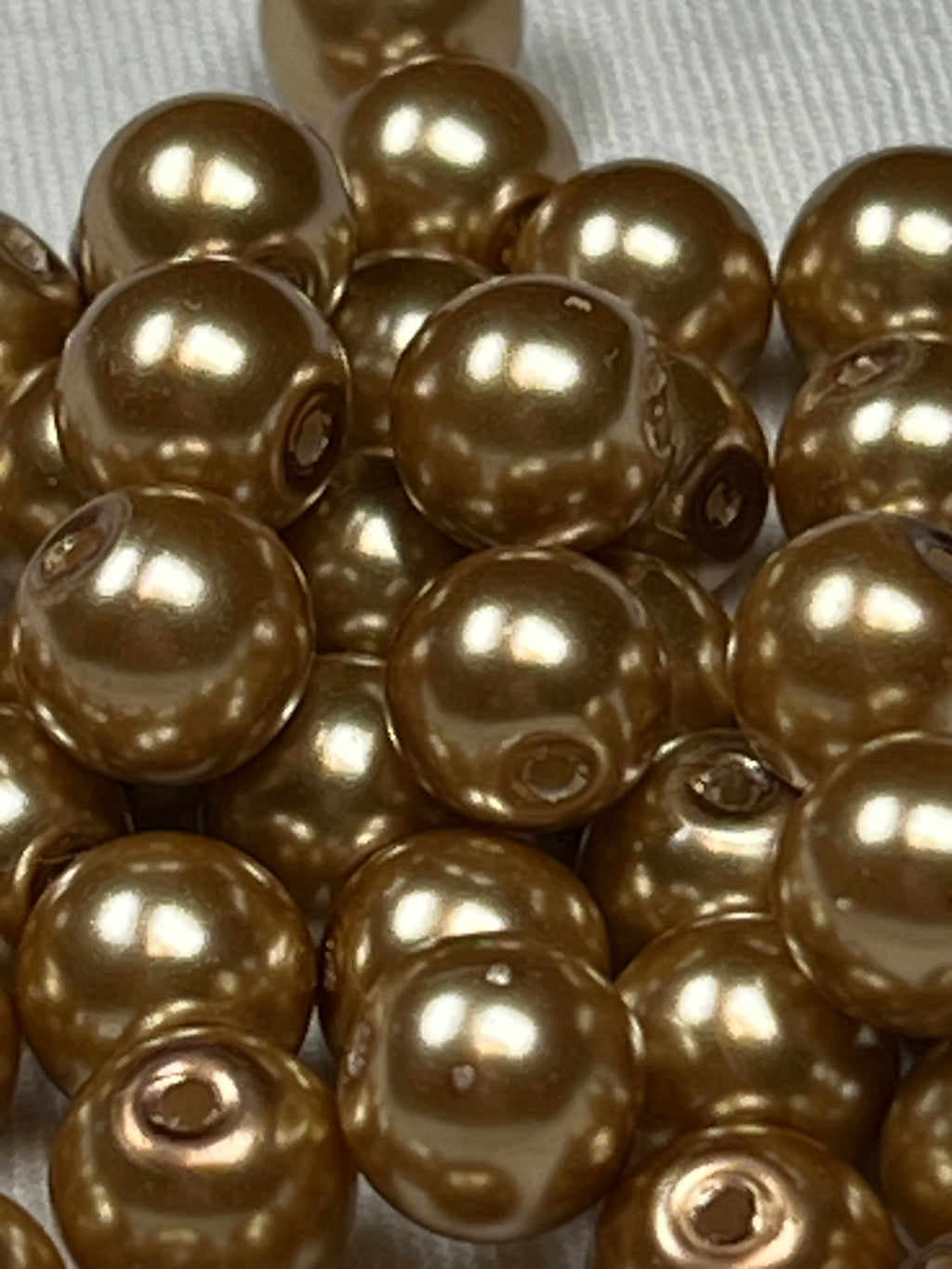 50 8mm Glass Pearl Beads Gold