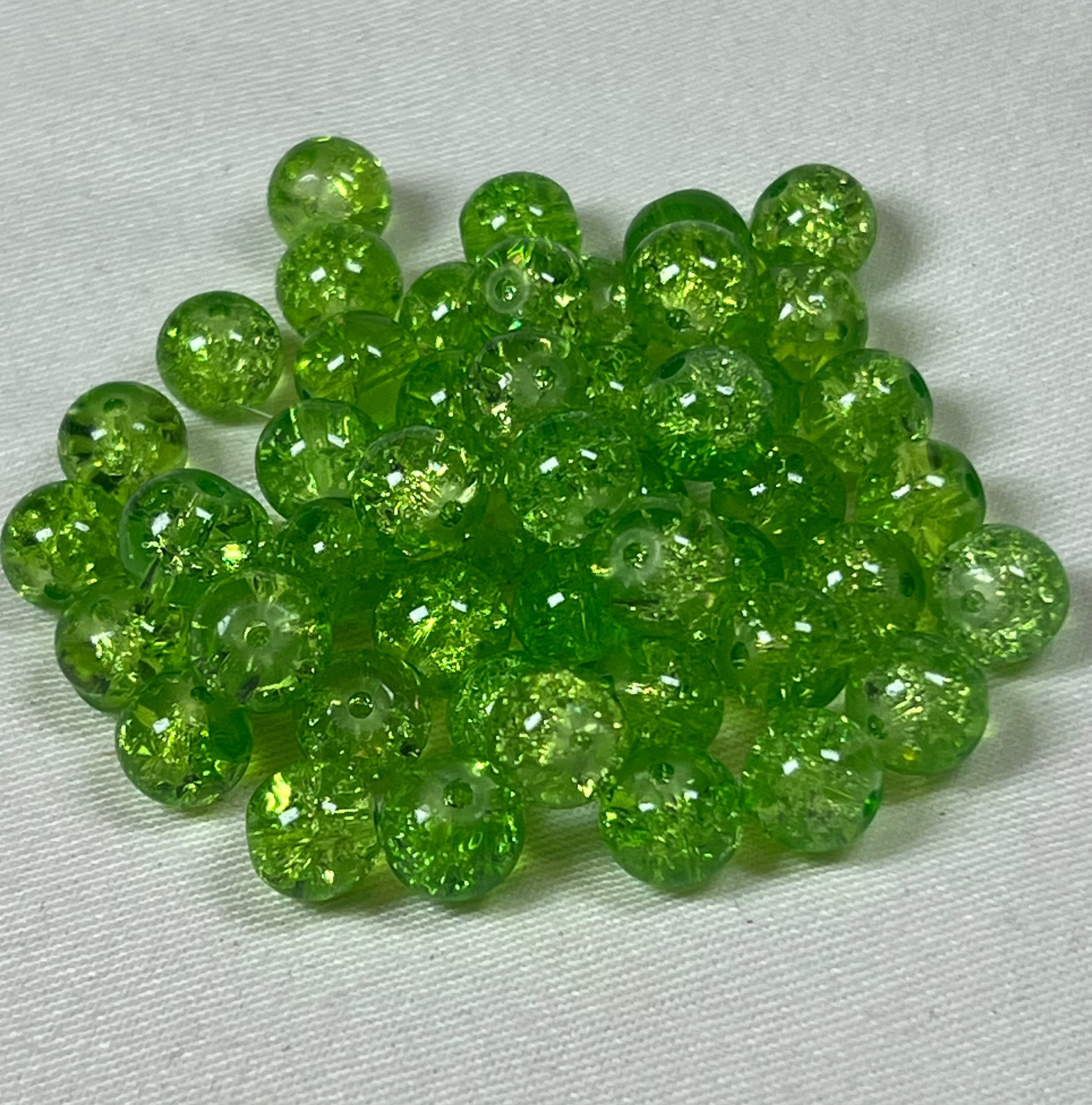 50 8mm Crackle Glass Beads Light Green