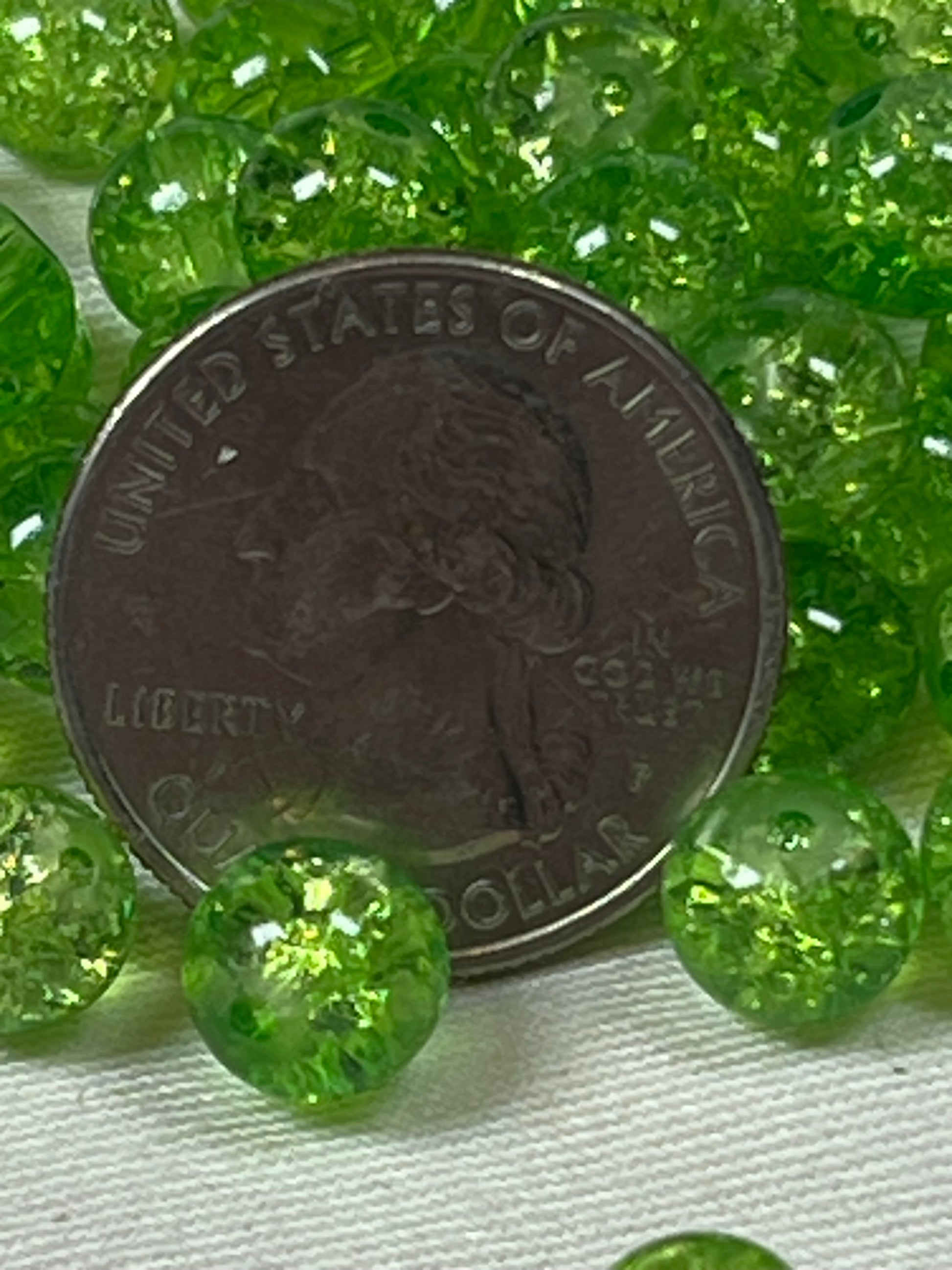 50 8mm Crackle Glass Beads Light Green