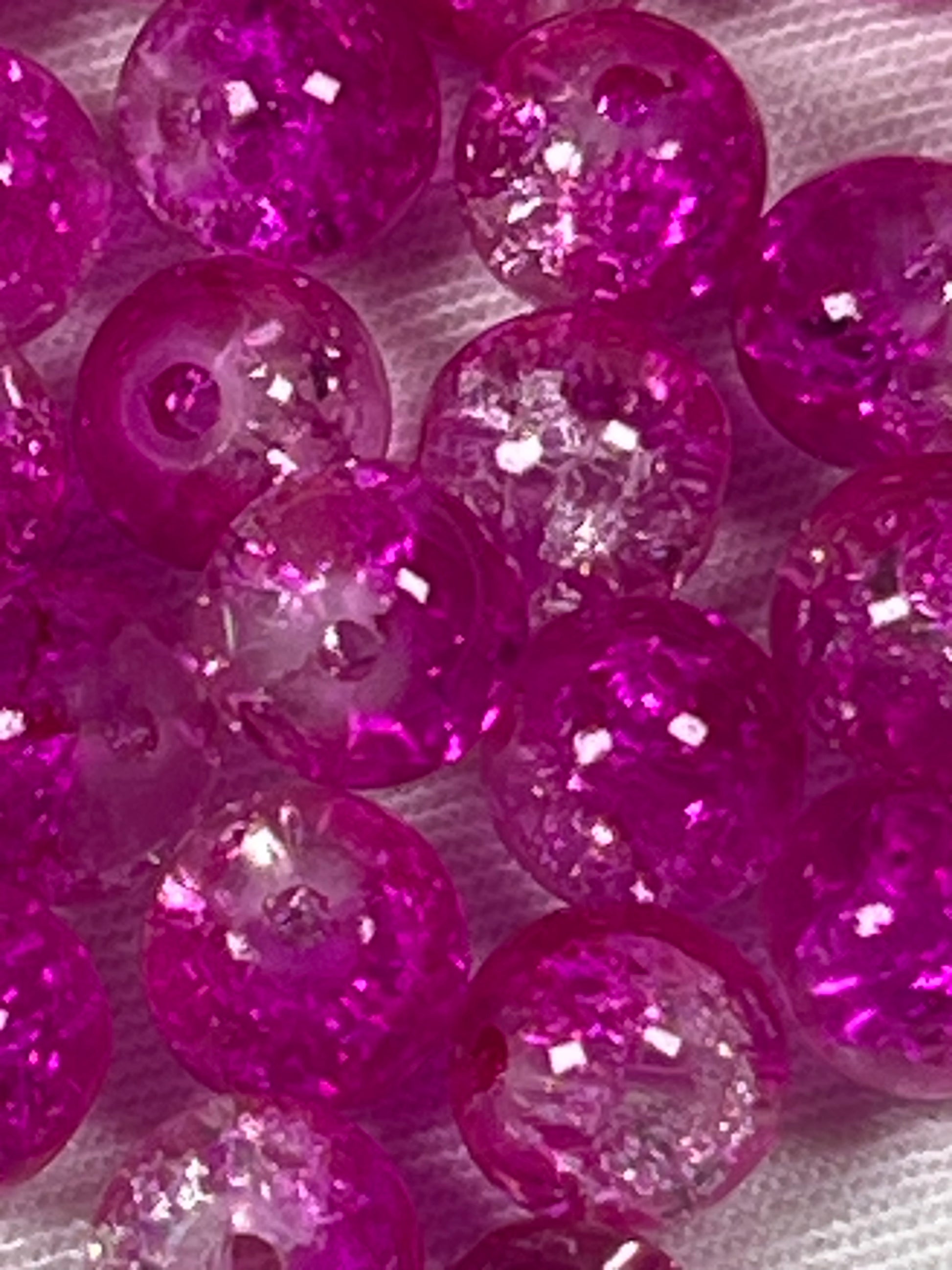 50 8mm Two-Tone Crackle Glass Beads Magenta