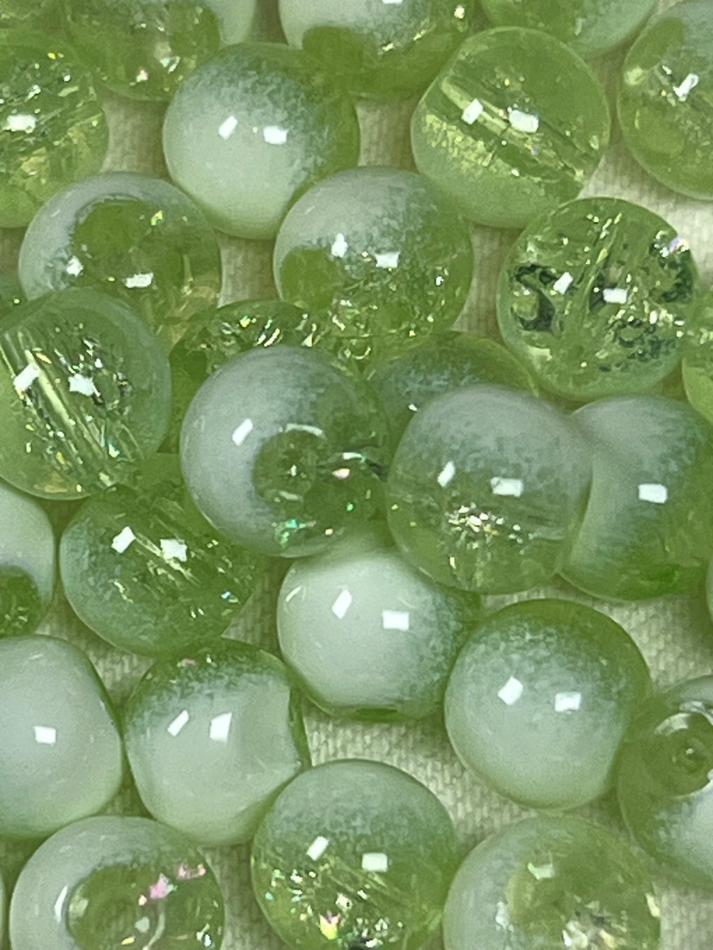 50 8mm Two-Tone Crackle Glass Beads Pale Green & White