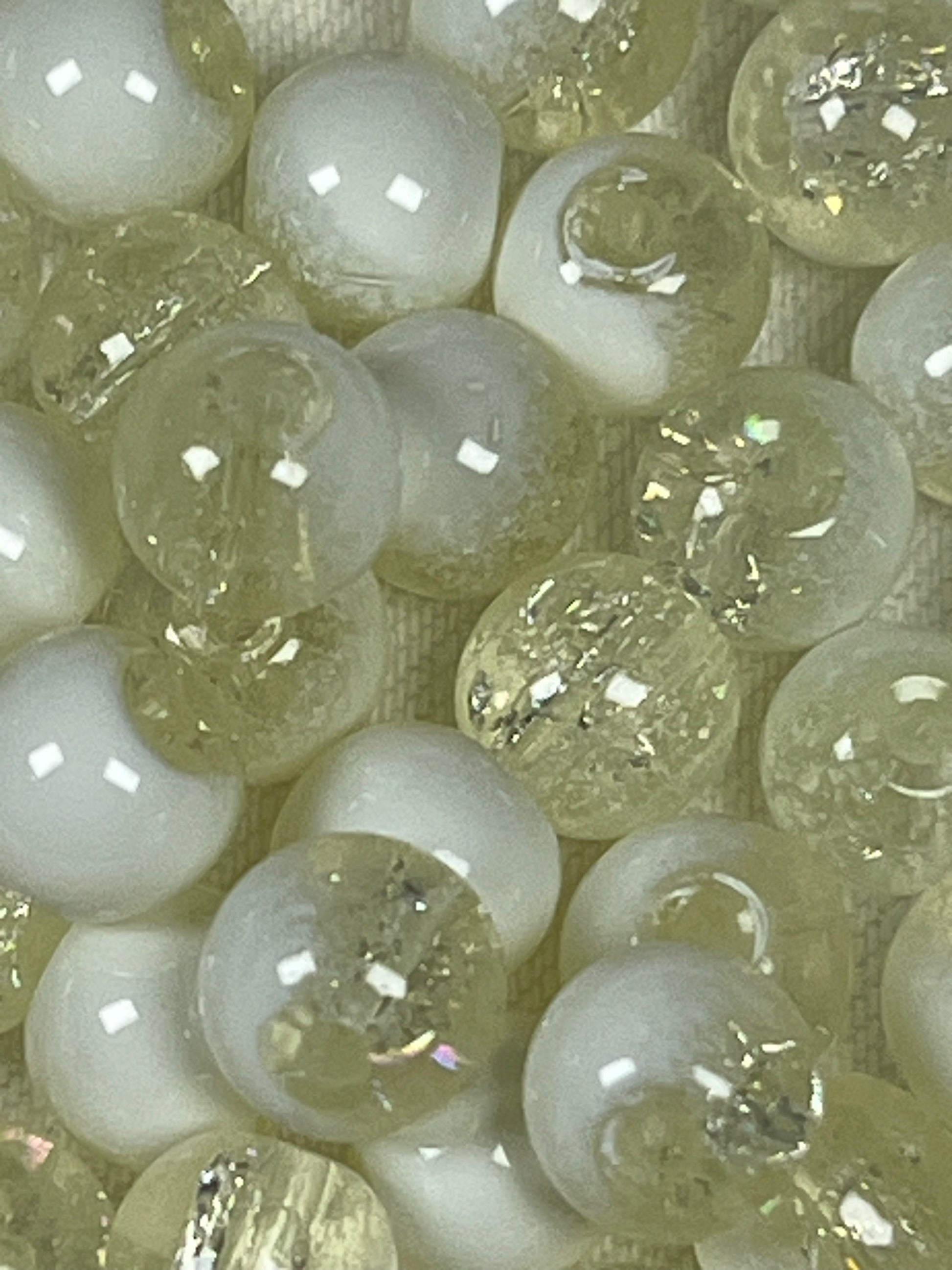 50 8mm Two-Tone Crackle Glass Beads Papaya Whip & White