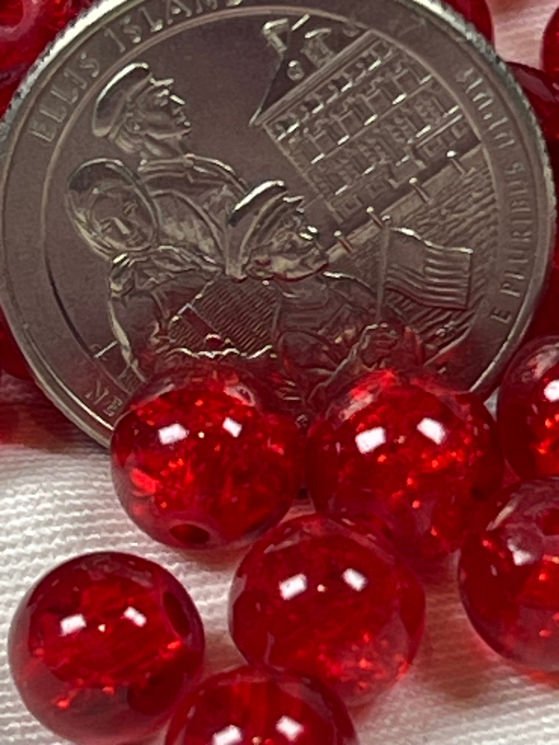 50 8mm Crackle Glass Beads Red