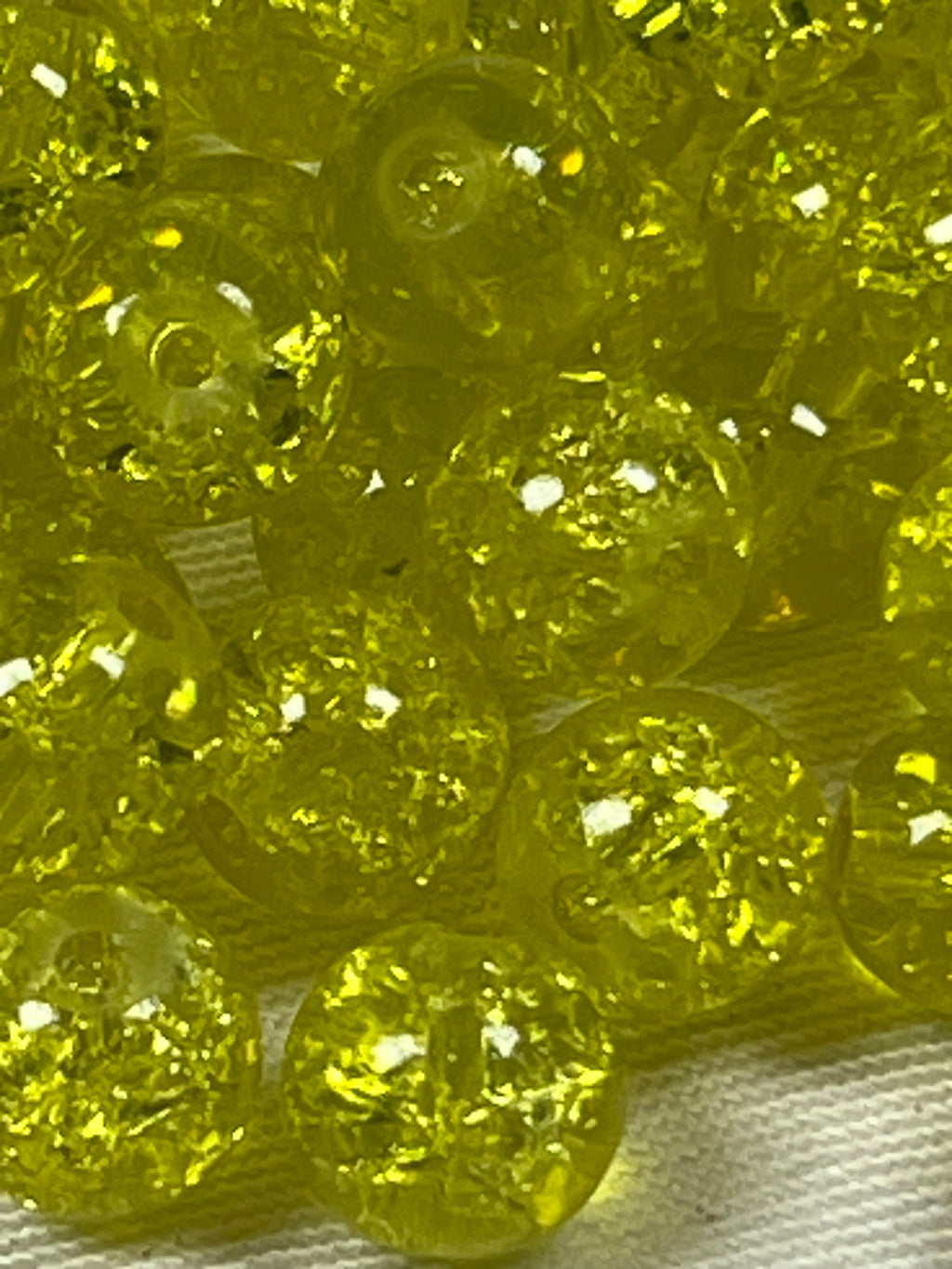 50 8mm Crackle Glass Beads Yellow