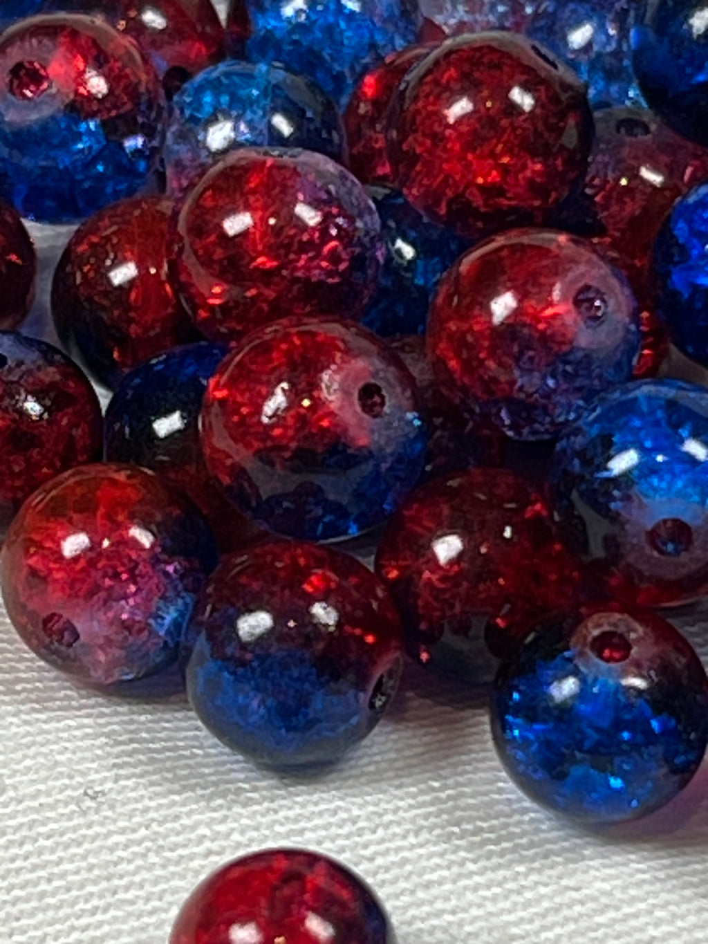 50 8mm Two-Tone Crackle Glass Beads Americana