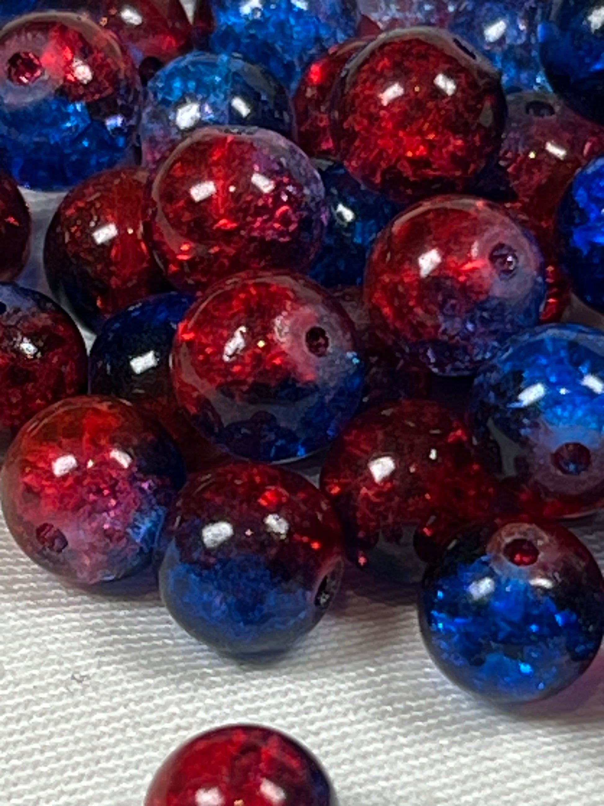 50 8mm Two-Tone Crackle Glass Beads Americana