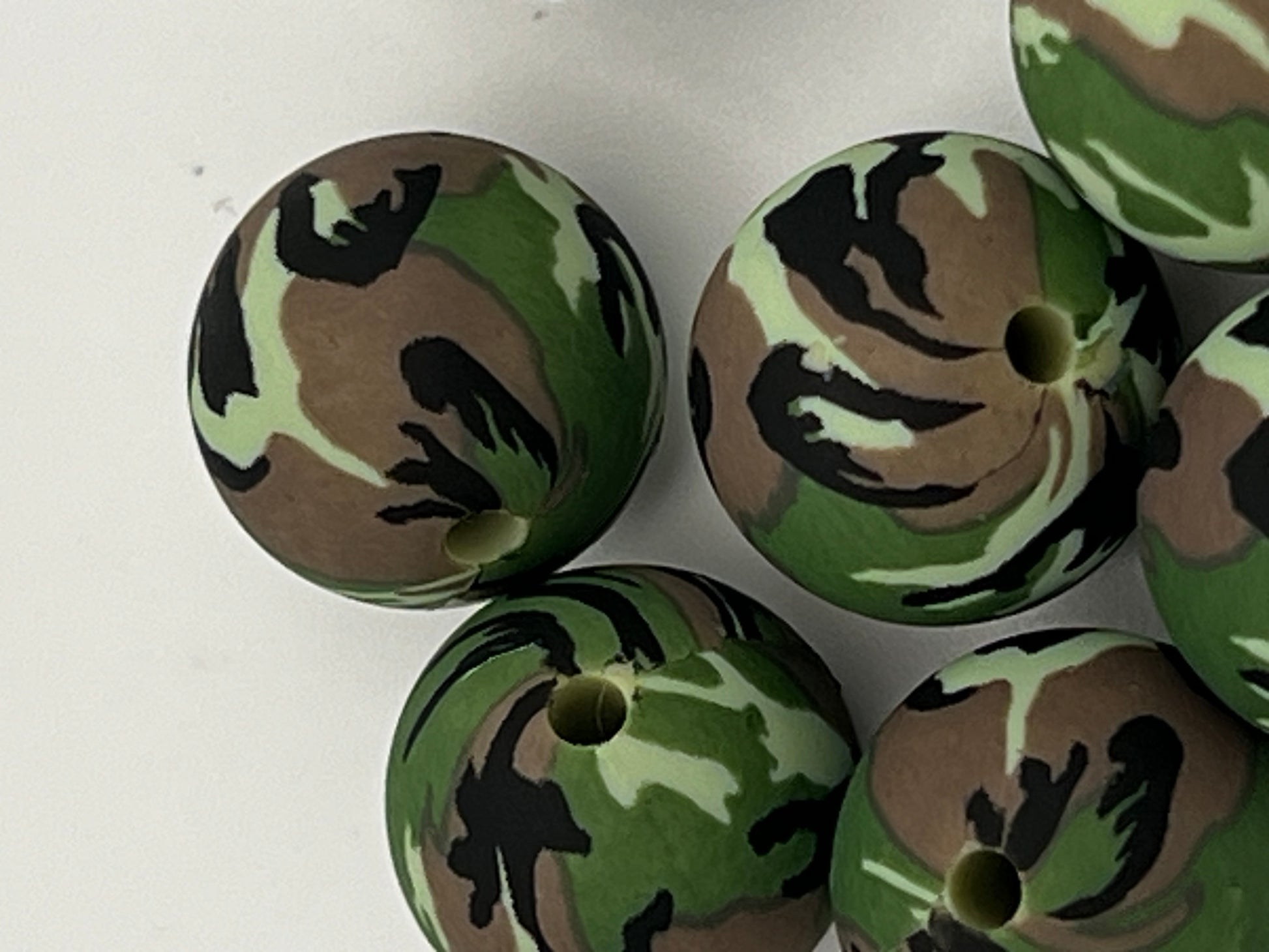 10 15mm Silicone Beads in Green Camo