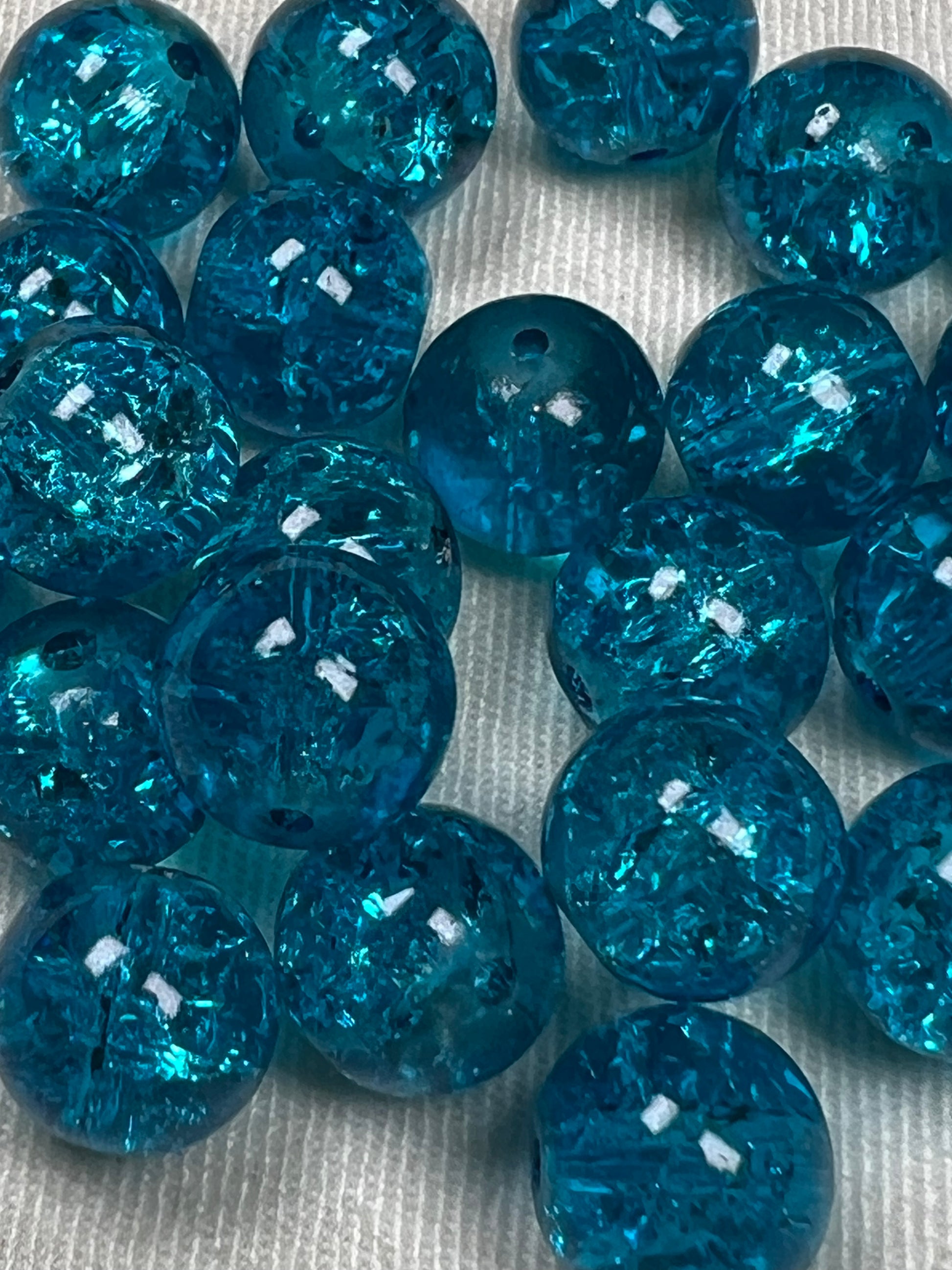 35 10mm Crackle Glass Beads Turquoise